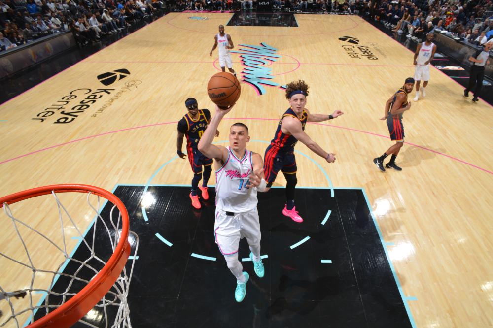 甚至超越自 甚至超越自